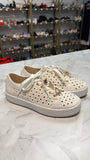 Dolce Vita White Roxane Shoes, 7.5