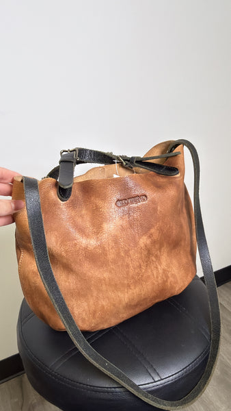 Old Trend Brown Leather Crossbody Bag, 14"x11" (retail $250+)
