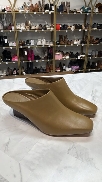 Vince Green Leather Benita Square Toe Wedge, 8.5