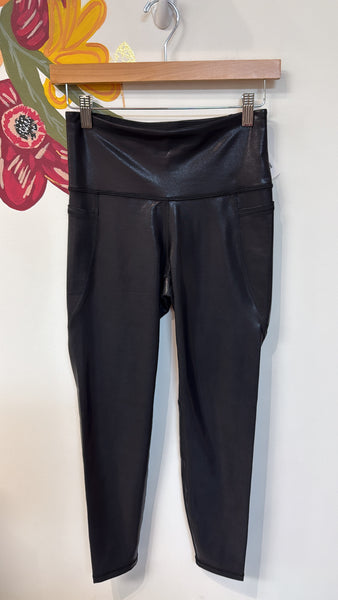 Old Navy Black Shiny Powersoft Athletic Leggings, M