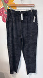 Lululemon Black Camo 27" Inseam Pants, 12