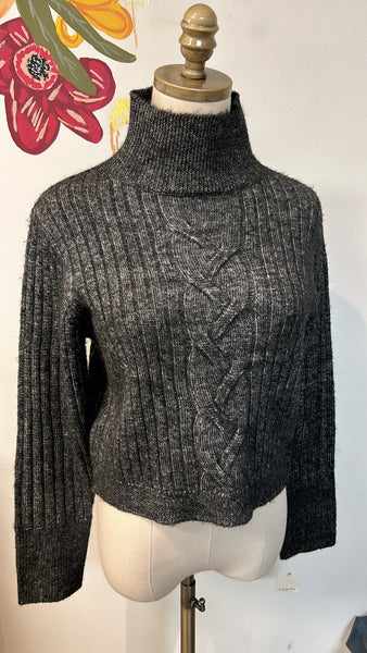 New Ophelia Roe Gray/Black Cropped Sweater, S