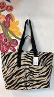 Universal Thread Black Animal Print Tote Bag, 20"x13"