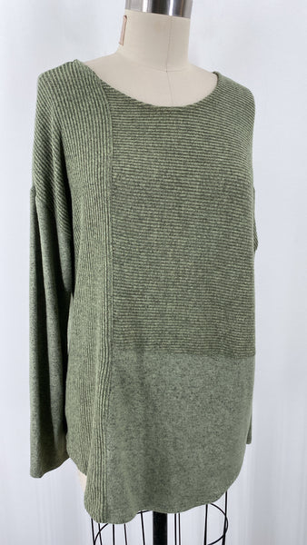 One Park Ave Green Top, XL