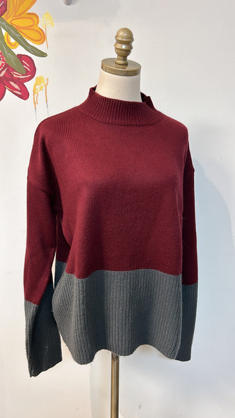 Polagram Burgundy/Gray Sweater, M