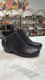 New Kim Rogers Black Rusty Boots, 8