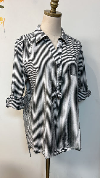 Live 4 Truth Gray Stripe Top, L