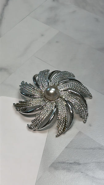 Sarah Coventry Silver Brooch, 2.5"