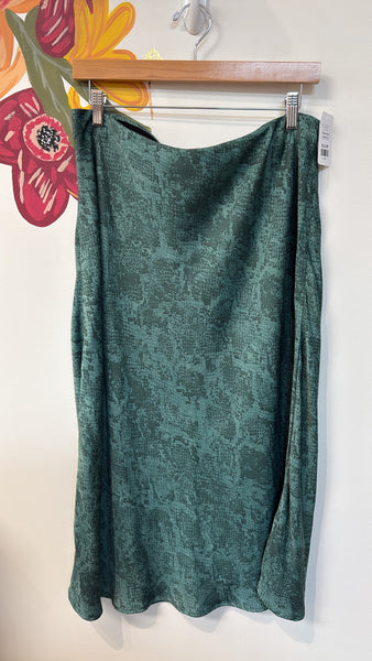 A New Day Green Skirt, XL