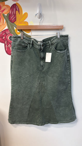 Universal Thread Green Denim High Rise Skirt, 18