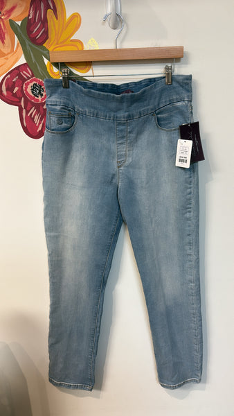 New Gloria Vanderbilt Amanda Pull On Jeans, 14