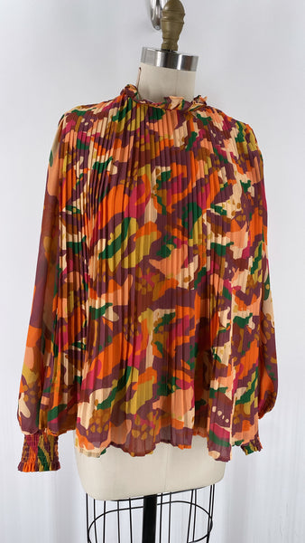 Flying Tomato Pleated Top, M