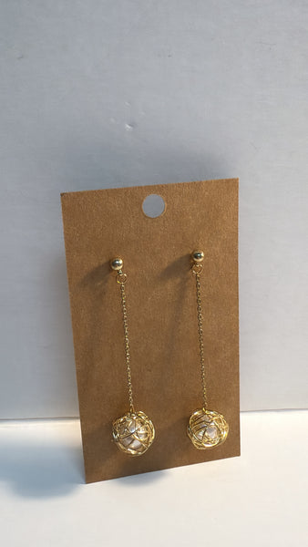 Gold/Pearl Earrings