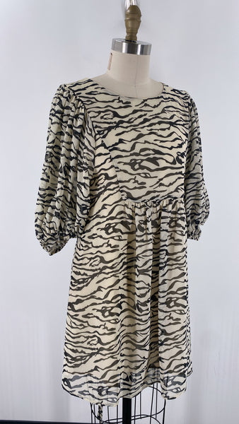 New L Love Print Dress, M