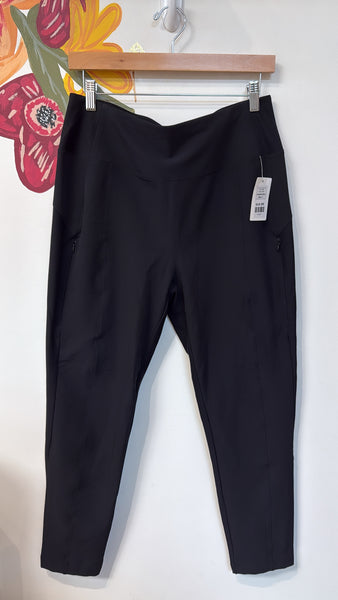 Avalanche Black with Zip Pockets Leggings, L