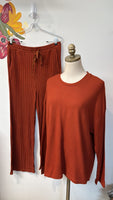 Listicle 2pc  Top + Pants, L