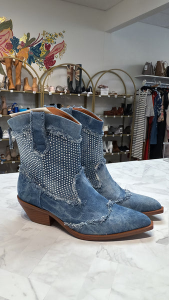 Yellow Box Denim Lagos Boots, 6.5