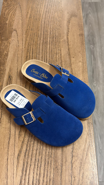 Chase & Chloe Blue Clogs, 5.5