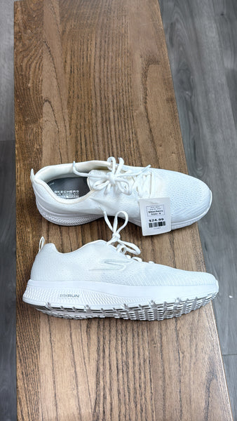 Skechers White Goga Mat Shoes, 9