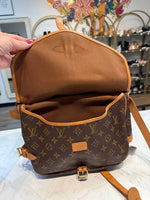 Louis Vuitton  Monogram Saumur 30 Messenger Bag, 11"x8.5"