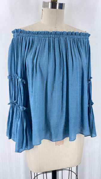 ee:some Blue Top, S