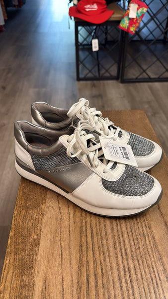 Michael Kors White/Metallic Shoes, 9