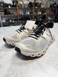On Cloud White/Black Shoes, 9